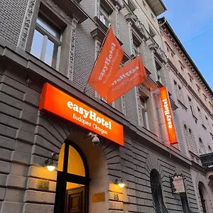 Hotel Easyhotel Oktogon, Budapesta